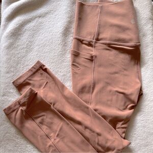 Athleta Women’s Salutation Stash Pocket II 7/8 Tight (S) Blush Pink
